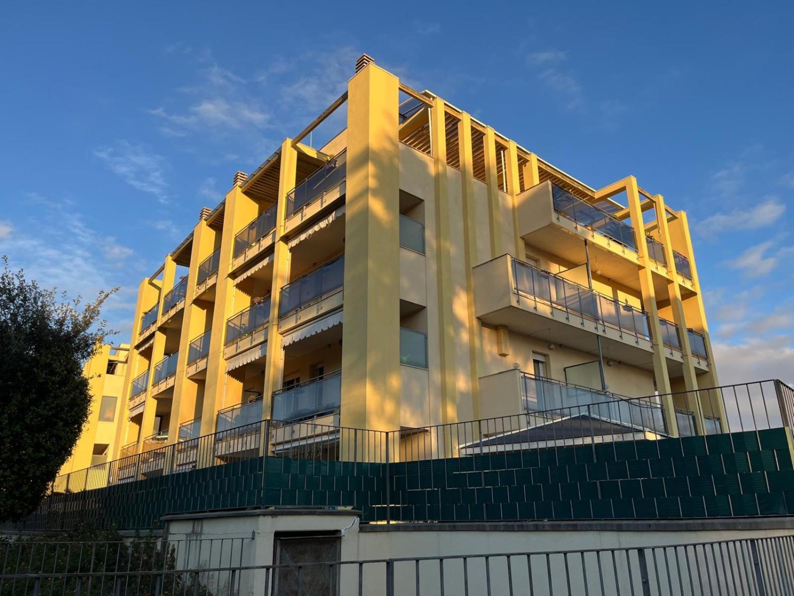 Dea Apartments Albenga Bagian luar foto
