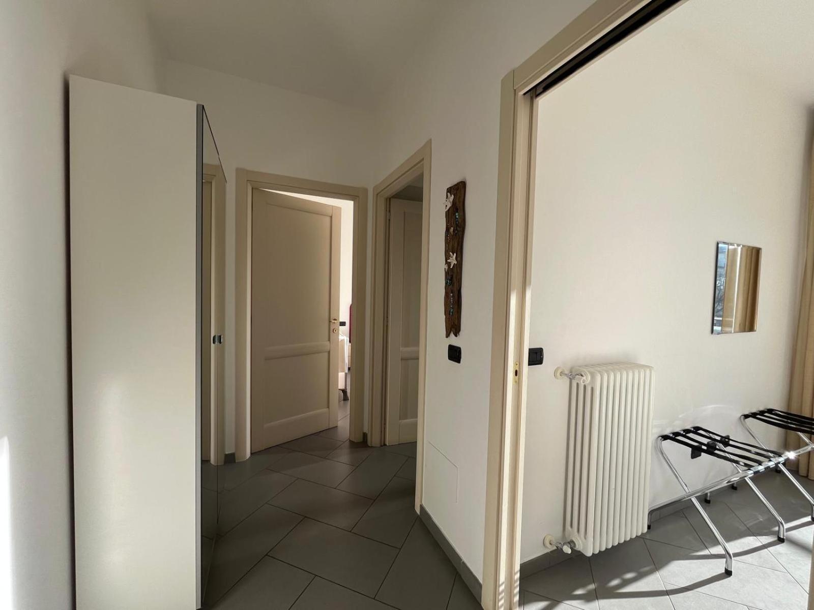 Dea Apartments Albenga Bagian luar foto