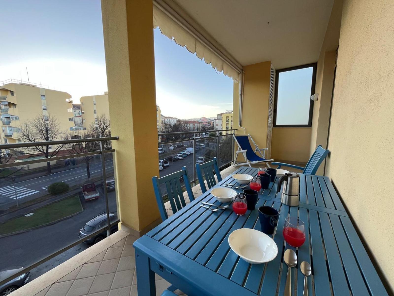Dea Apartments Albenga Bagian luar foto