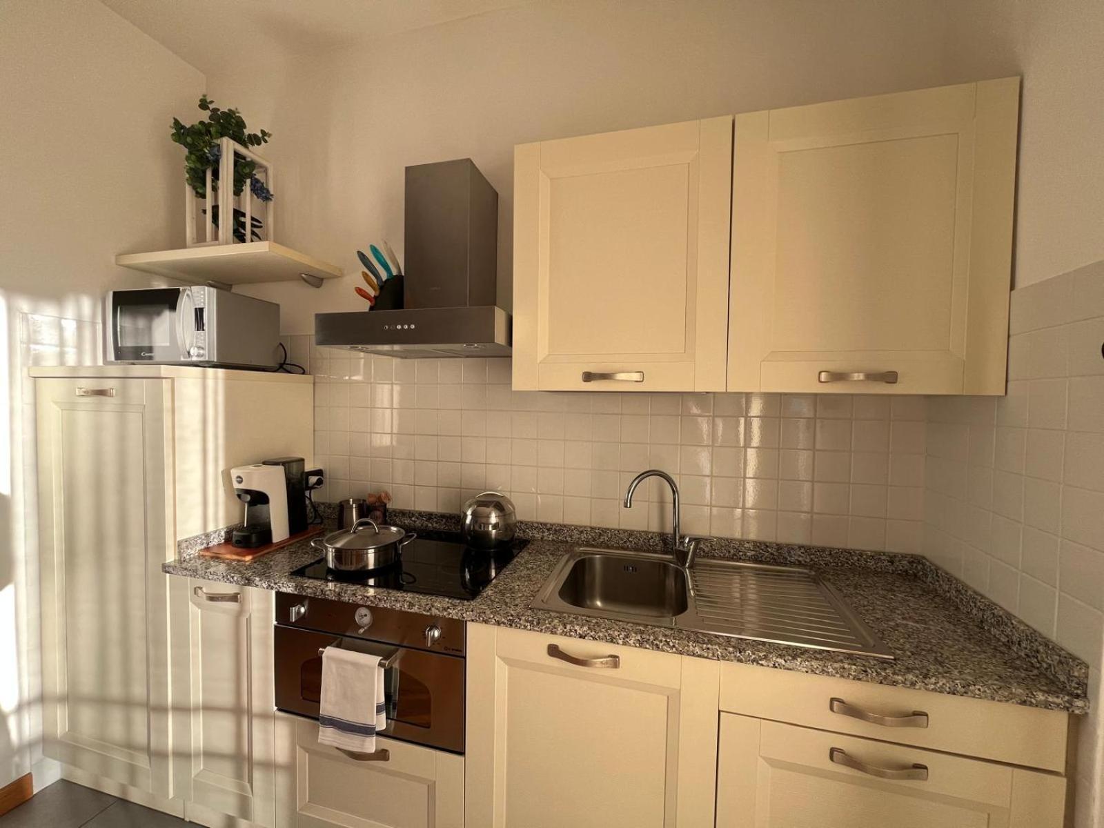 Dea Apartments Albenga Bagian luar foto