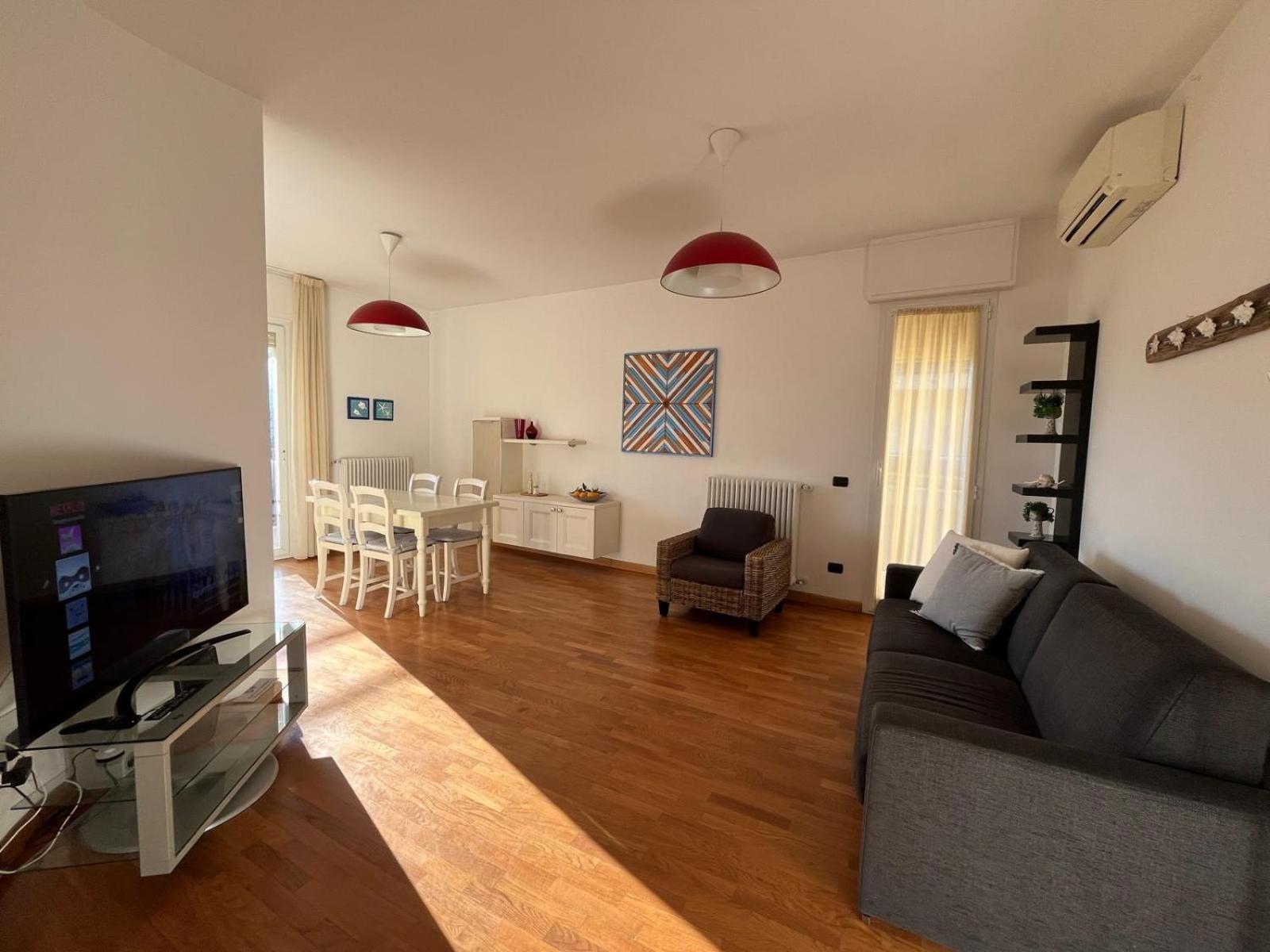 Dea Apartments Albenga Bagian luar foto