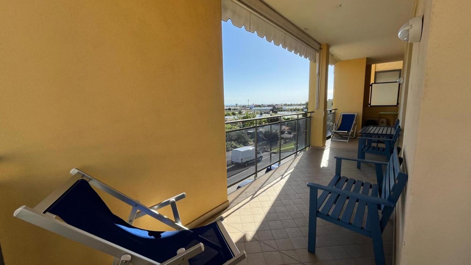 Dea Apartments Albenga Bagian luar foto