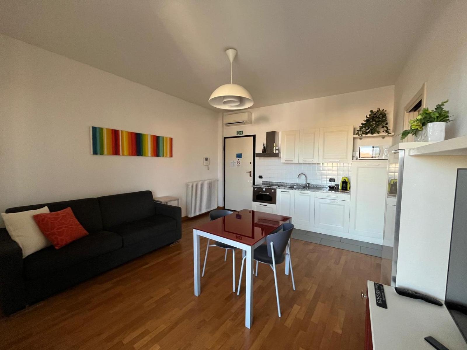 Dea Apartments Albenga Bagian luar foto